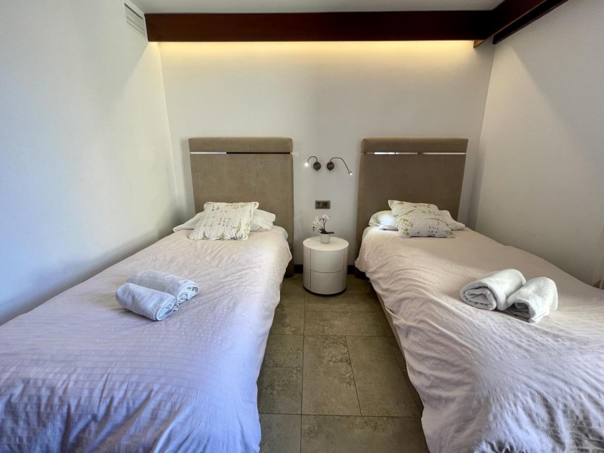 Exclusive Beachfront Apartment Torremolinos - Pool - Paddle - Tenis - Wifi - Central Aircon Εξωτερικό φωτογραφία