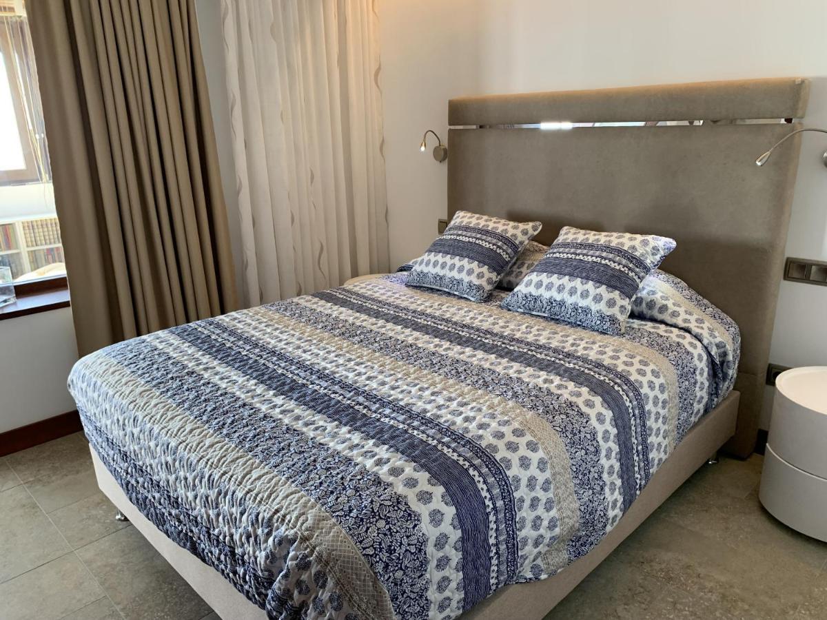 Exclusive Beachfront Apartment Torremolinos - Pool - Paddle - Tenis - Wifi - Central Aircon Εξωτερικό φωτογραφία