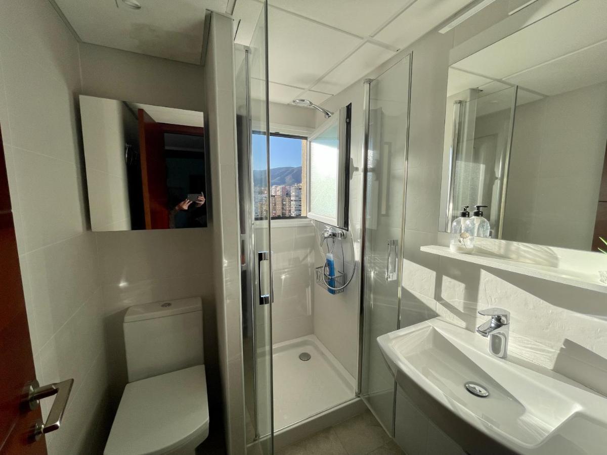 Exclusive Beachfront Apartment Torremolinos - Pool - Paddle - Tenis - Wifi - Central Aircon Εξωτερικό φωτογραφία